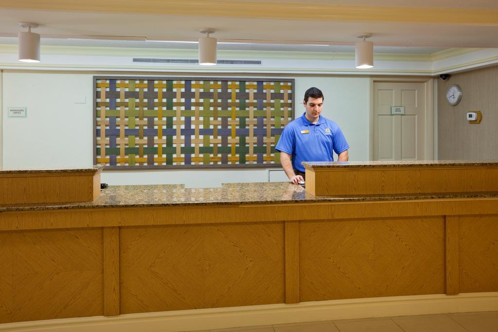 La Quinta Inn Chicago Oakbrook Terrace Bagian luar foto