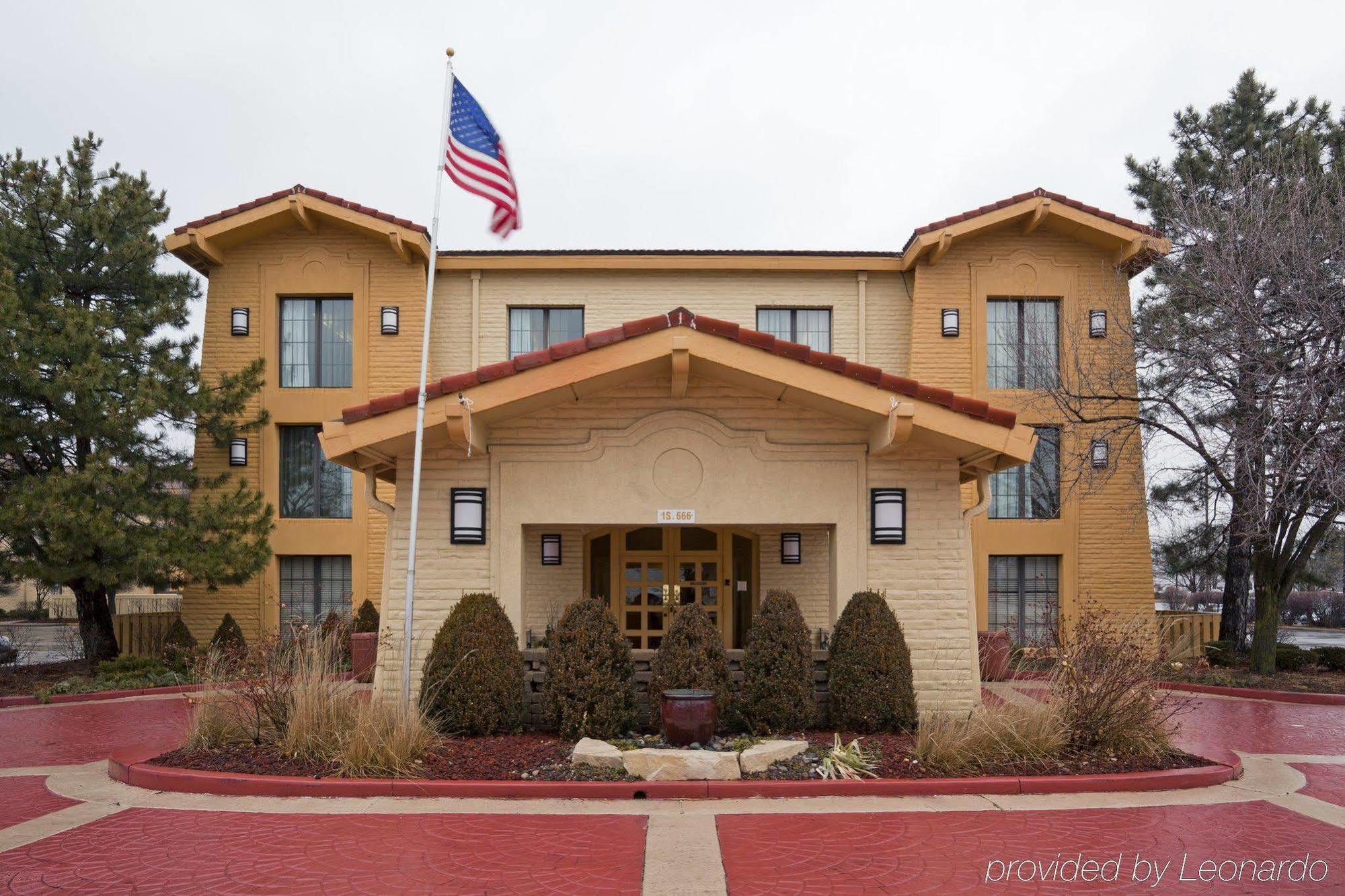 La Quinta Inn Chicago Oakbrook Terrace Bagian luar foto