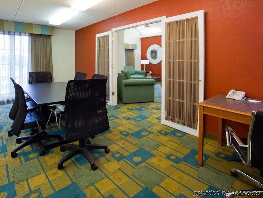 La Quinta Inn Chicago Oakbrook Terrace Bagian luar foto