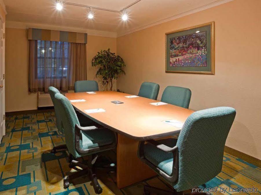 La Quinta Inn Chicago Oakbrook Terrace Bagian luar foto